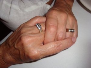 1000528_10200214949758572_148205324_n